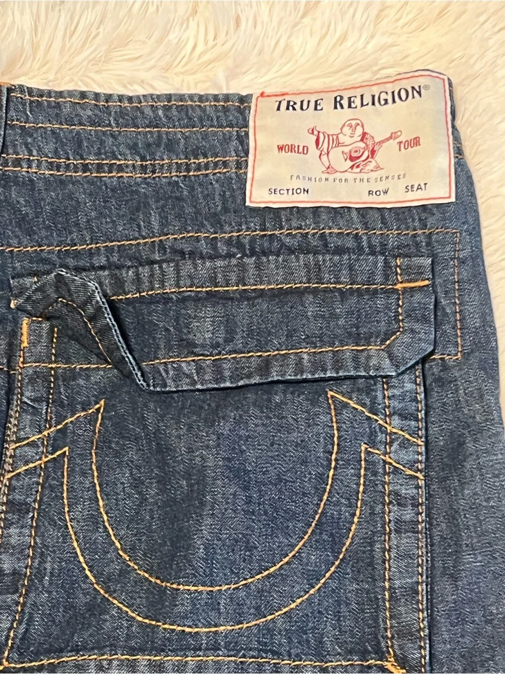True Religion shorts sz 40